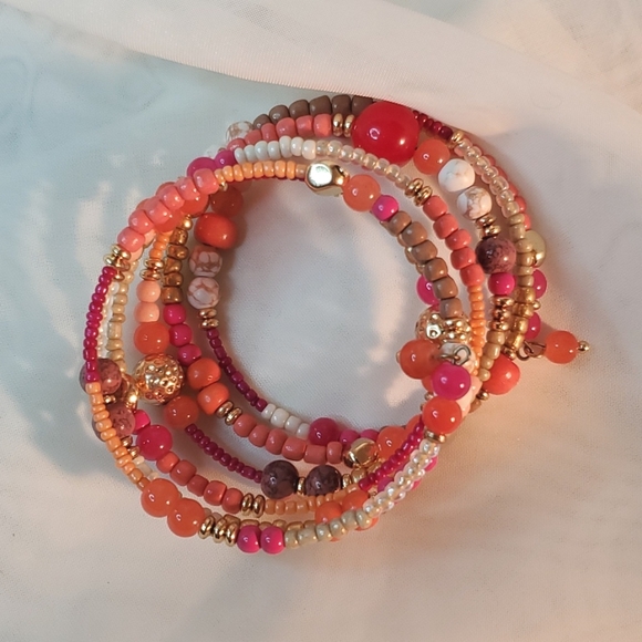 💞COIL STRETCH BRACELET💞 - Picture 3 of 3